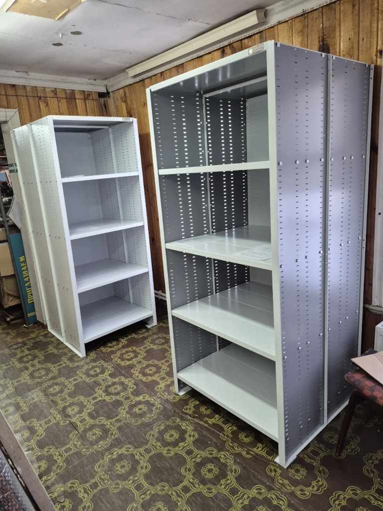 стационарные стеллажи для музея